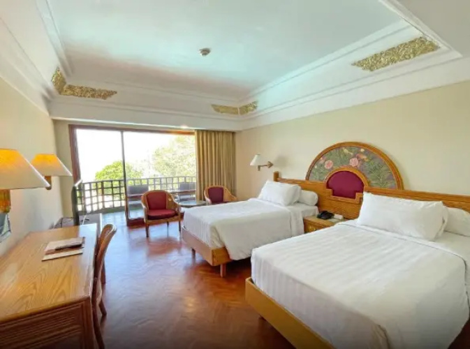 Deluxe Twin room with sea view