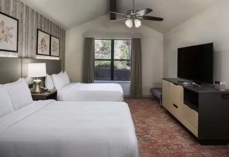2 Bedrooms Moblity/Hearing Accessible Suite