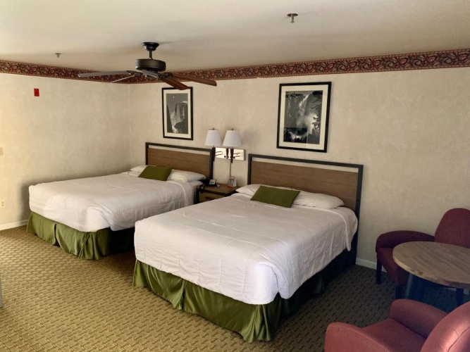 Yosemite View Lodge photo 7