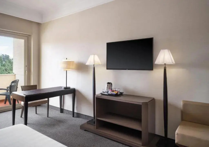 Crowne Plaza St. Peter's photo 7
