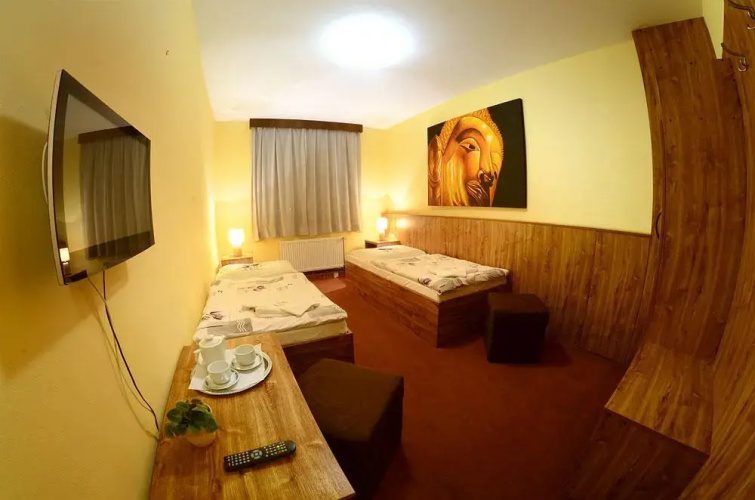 Klaret Hotel
