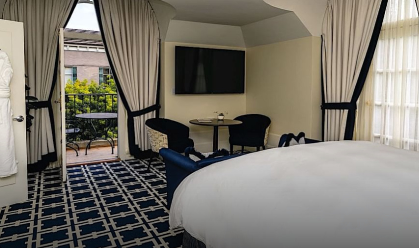 Deluxe Grand Double Suite