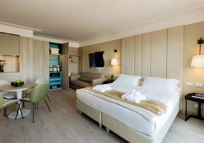 Deluxe Double Suite