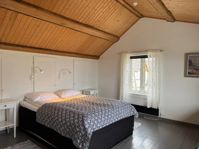 1 Bedroom Double House