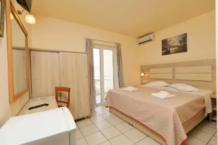 Eri Beach Hotel