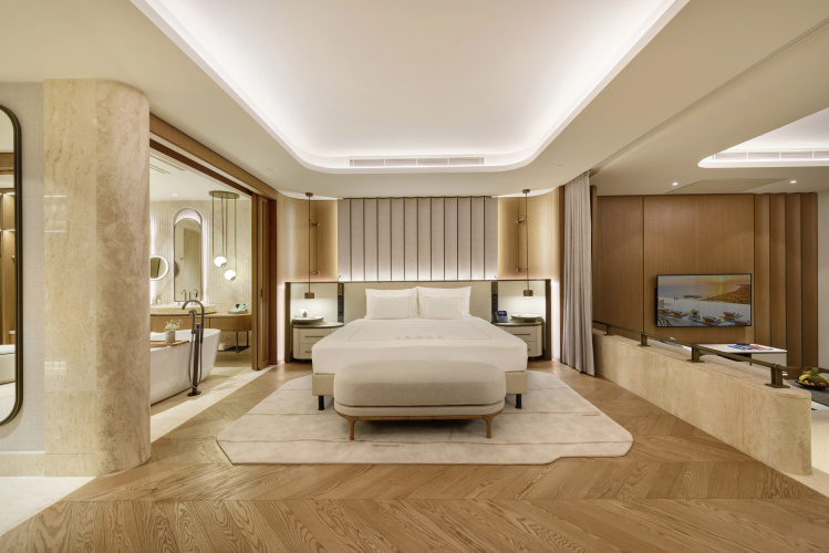 Regnum The Crown Resort