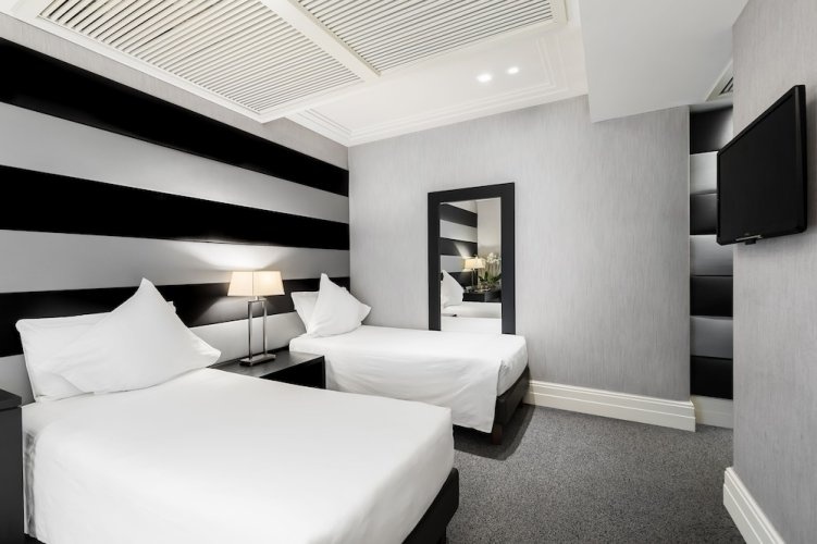 Superior Twin room