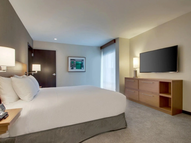 Accessible Double Suite