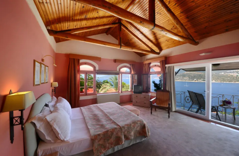 Admiral Double Suite