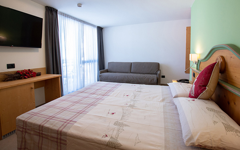 Classic 2 Added Beds Double room
