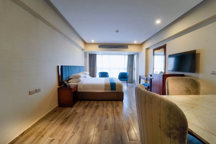 Presidential Double Suite with Pyramids View