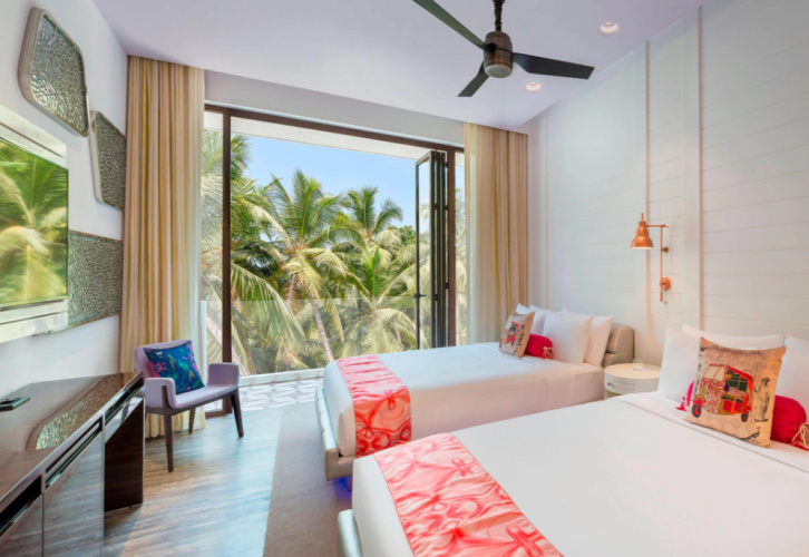 Grand Superior Twin room with balcony