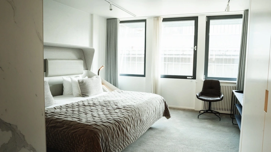 1 Bedroom Double Suite