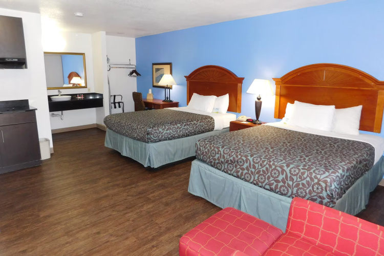 Efficiency Twin room