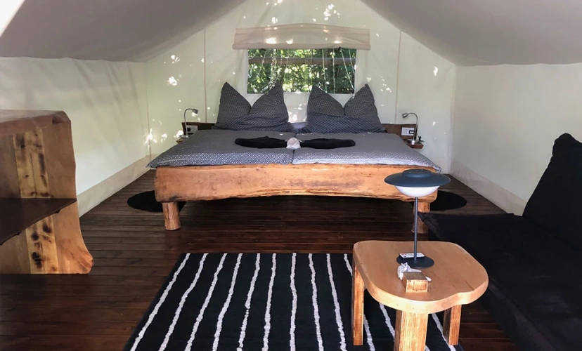 Deluxe Tent