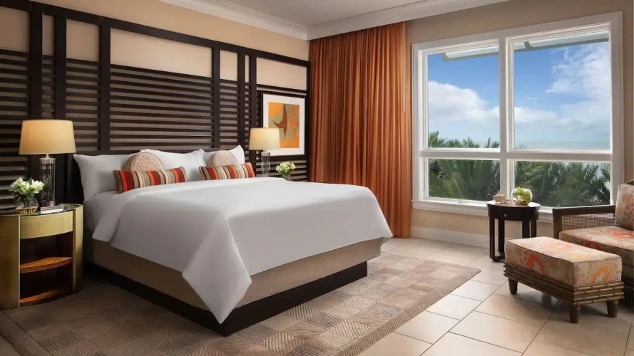 3 Bedrooms room with den gulf view