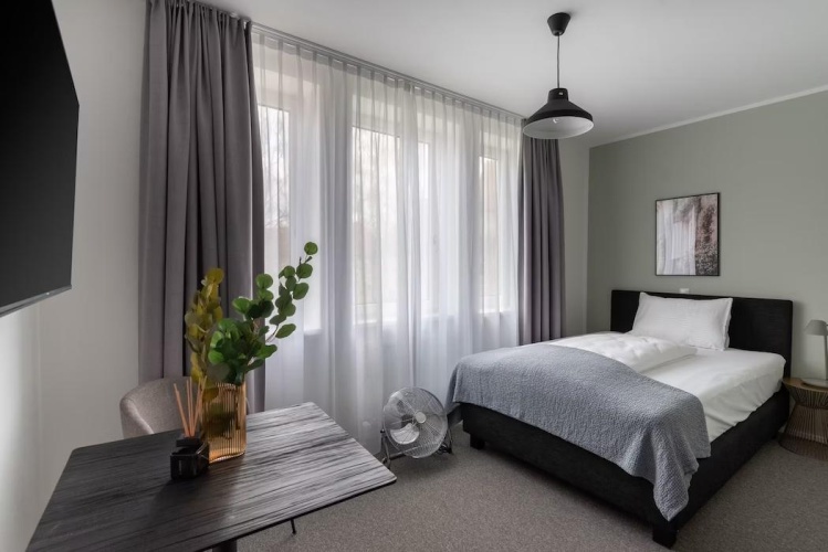 M Single Suite