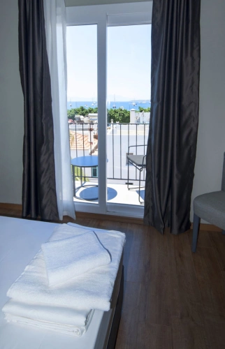 Deluxe Double Suite
