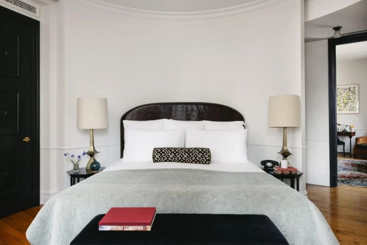Rotunda Accessible Suite