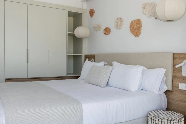 2 Bedrooms Suite