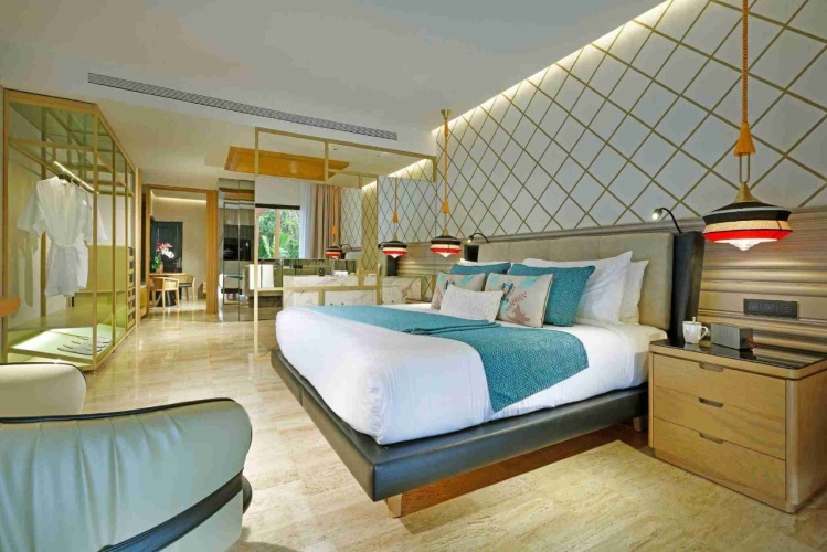 Poolside Private Pool Double Suite