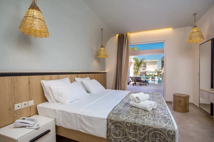 Deluxe with Private Pool Double room
