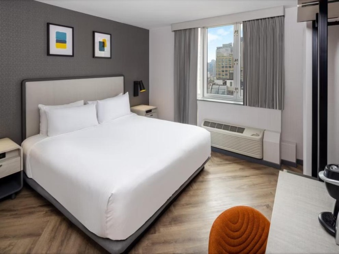 Premium Double room with city view