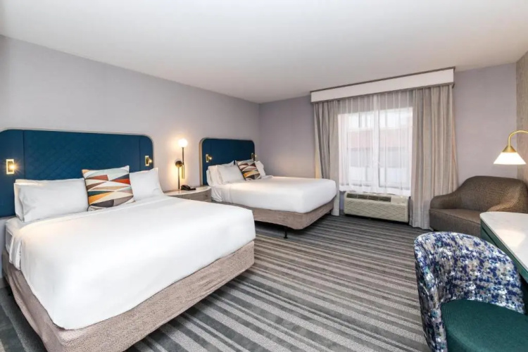 Holiday Inn Hotel & Suites Cincinnati Downtown photo 7