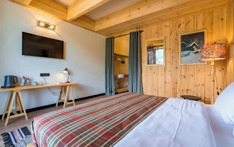 Double Suite with mountain view