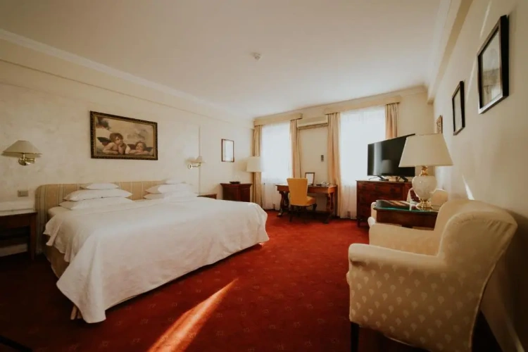 1 Bedroom Double Apartment