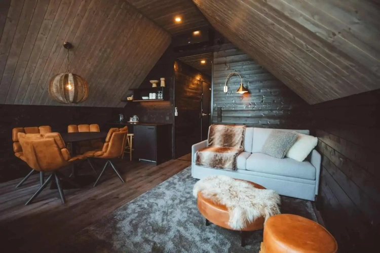 Kammi Glass Igloo Double Suite