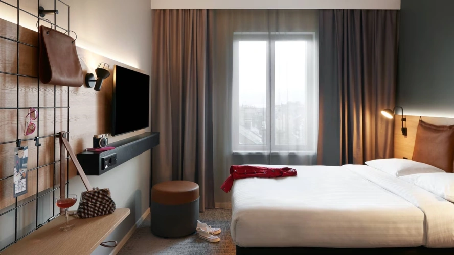 Moxy Lookout Double room