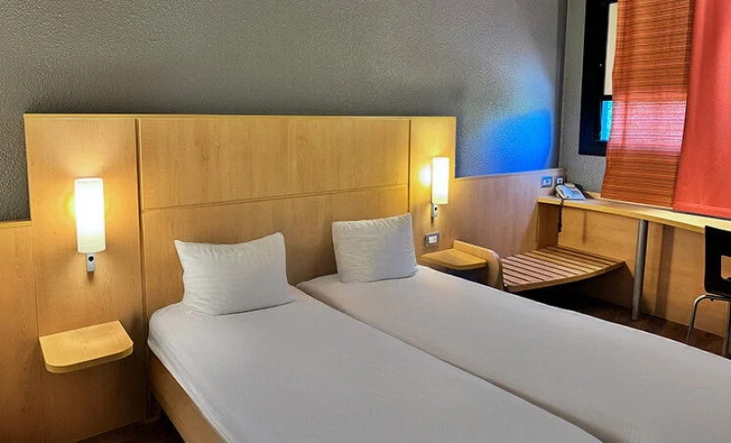 Twin room