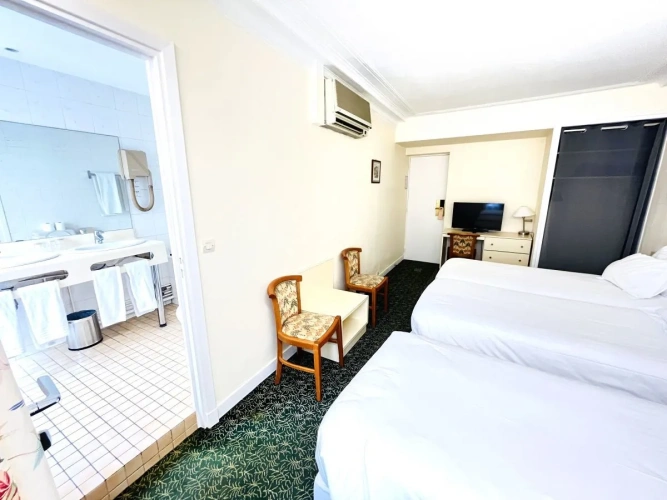 Classic Triple room