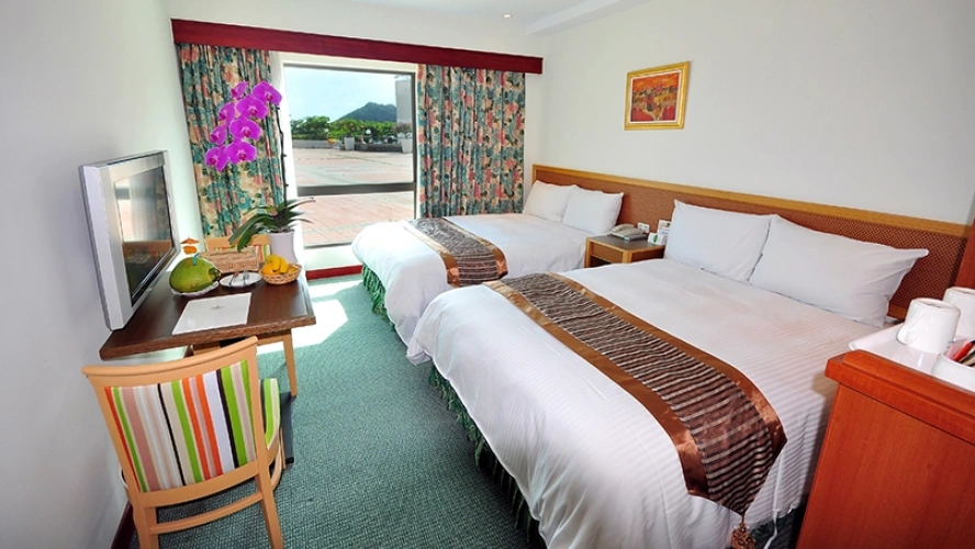Corner Double Suite
