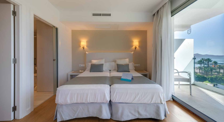 Royal Suite seafront