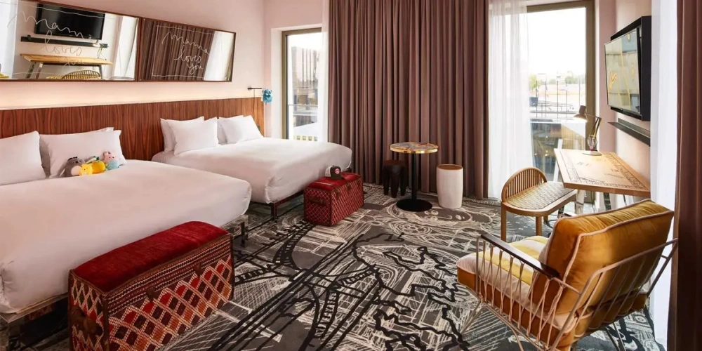 Large Mama Twin room
