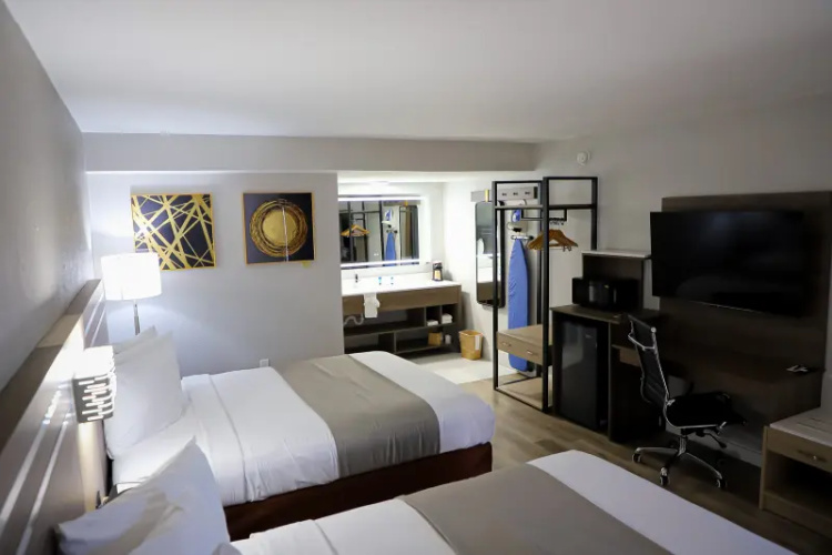 Superior Twin room