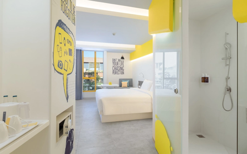 YELLO Double room