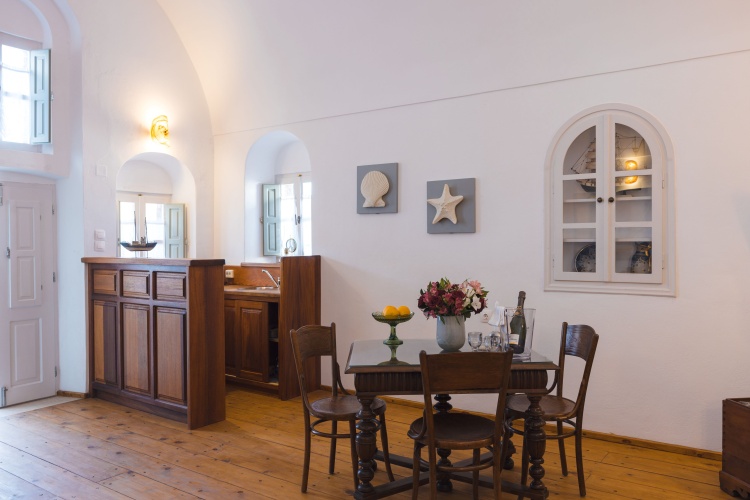 Kyklos (100meters outside the complex) Villa with Private Whirlpool
