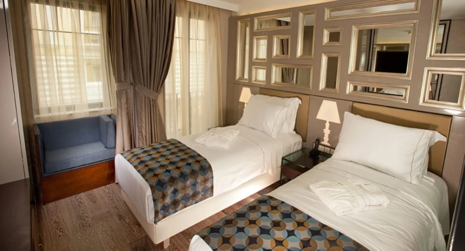 Standard Twin Club room