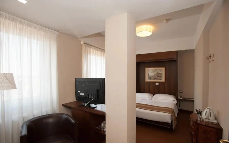 Best Western Hotel Piccadilly photo 10