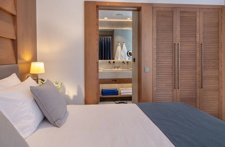 Luxury Family Quadruple room with garden view