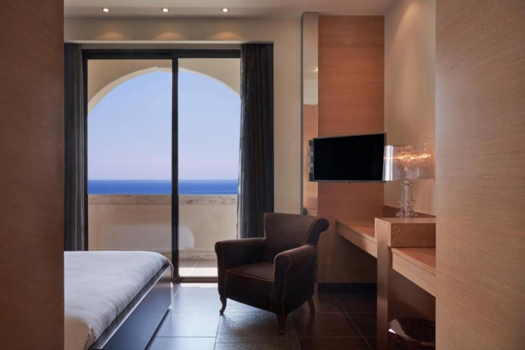 Master Double Suite with balcony and with sea view