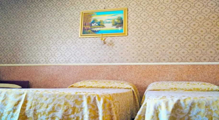 Cristina Rooms