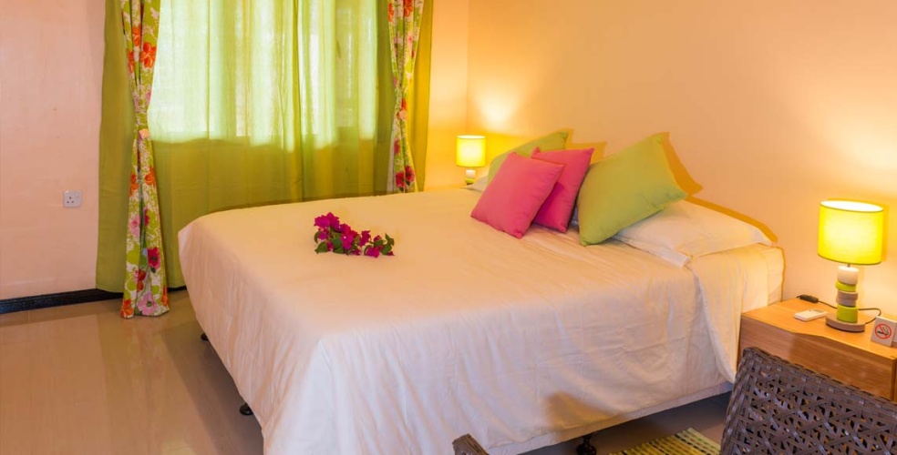 3 Bedrooms Villa beachfront