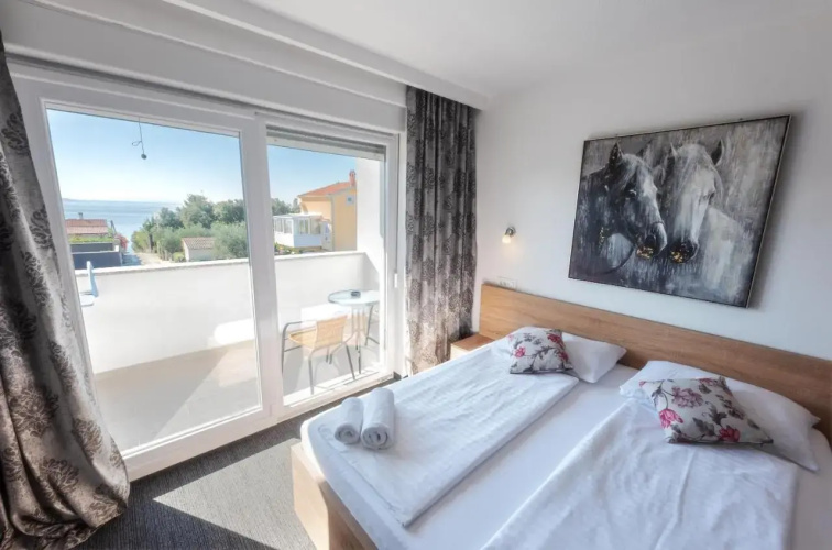 Aparthotel Plat