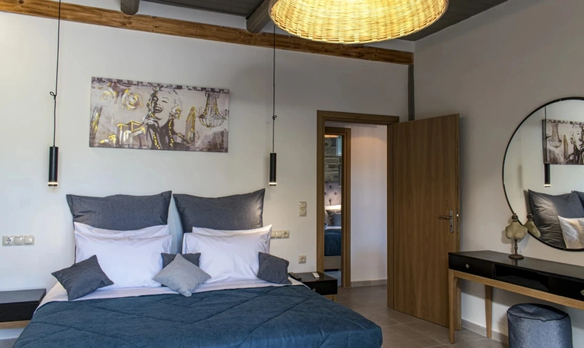 1 Cave Villa