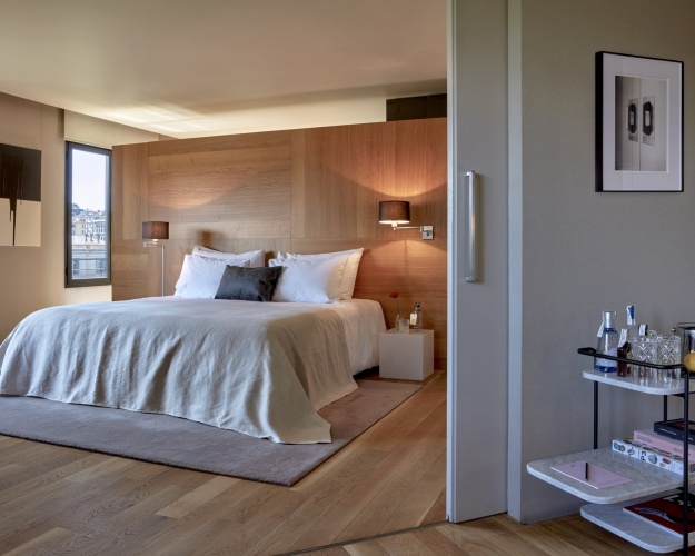 City Double Sir Suite