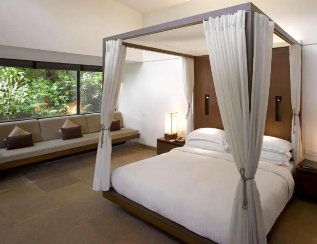 Dharana at Shillim Hotel